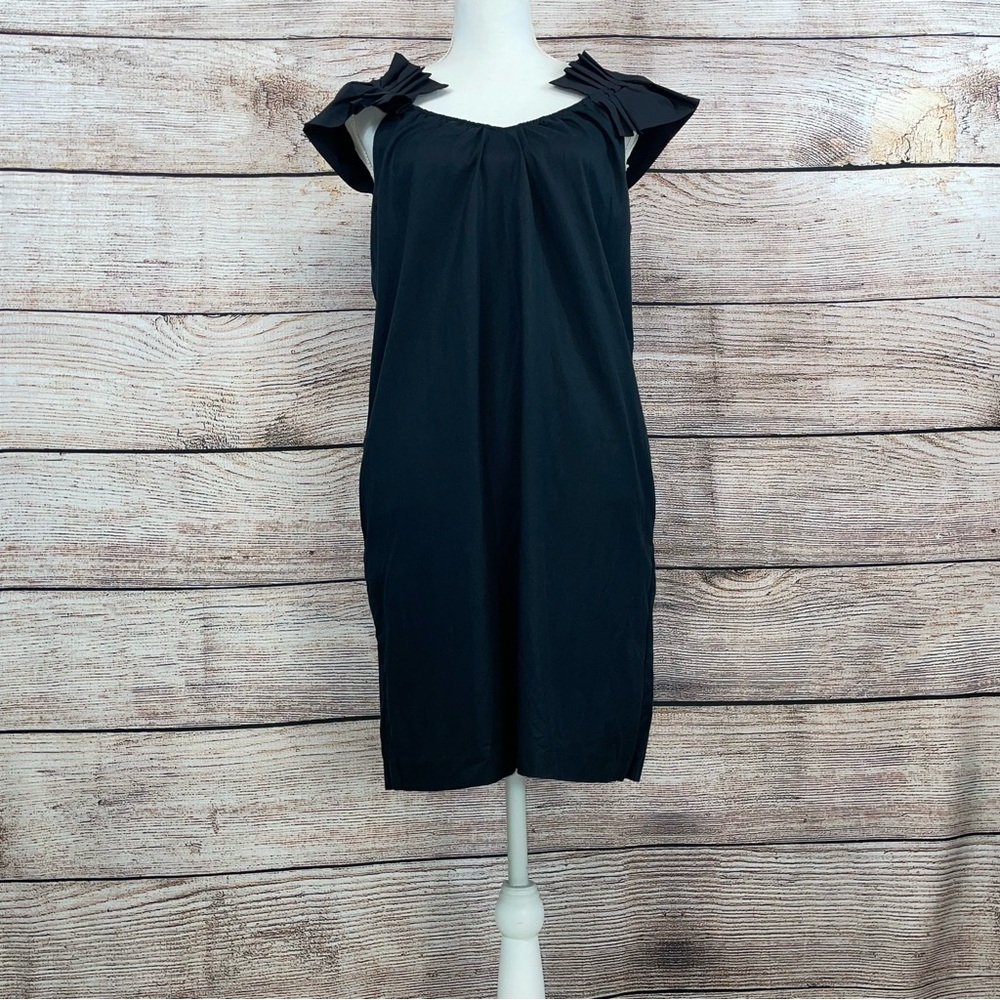 Gap Black dress